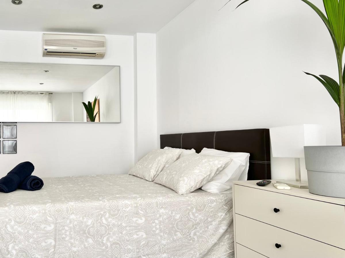 Apartamentos Varela 14 Málaga Buitenkant foto